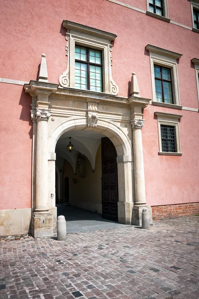 Арка Королевского замка - Warsaw — стоковое фото