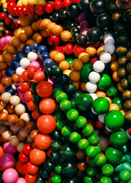 Collares de madera de colores — Foto de Stock