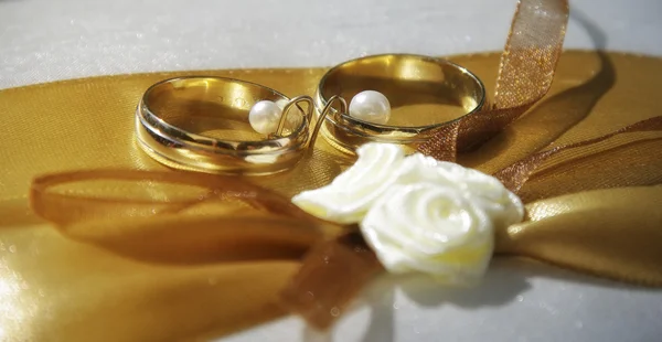 The wedding rings — Stock Photo, Image