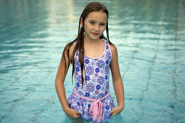 Princess Elena in swimming pool — Stock Photo, Image