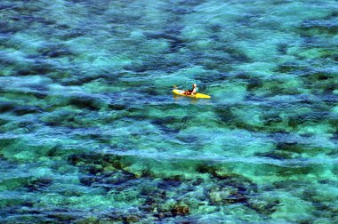 Bali - nusa dua bir ungasan hakkında sahil.