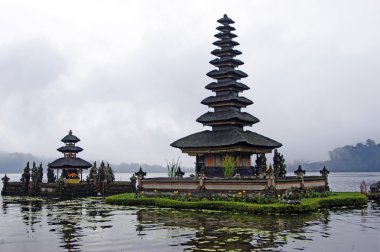 Bali. bratan Tapınağı.