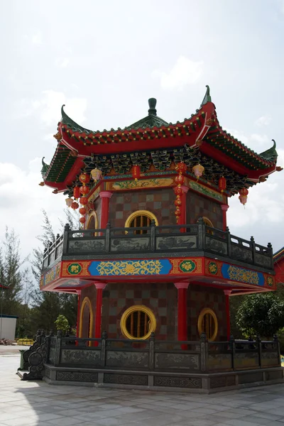Buddhism temple to Borneo — Stock Photo, Image