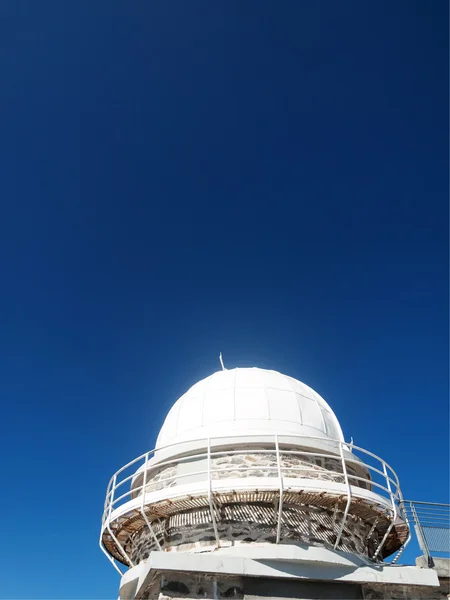 Observatorio de cúpula del telescopio — Foto de Stock