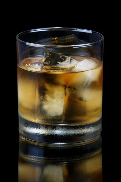Brandy nebo whisky nápoj — Stock fotografie