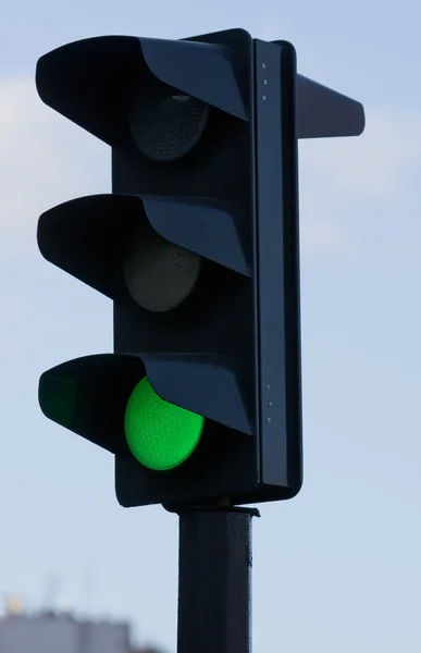 Luzes de trânsito com luz verde — Fotografia de Stock