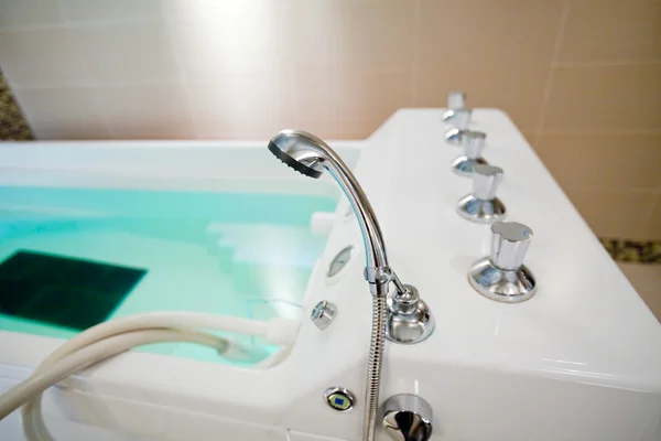 Гідромасажні ванни — стокове фото