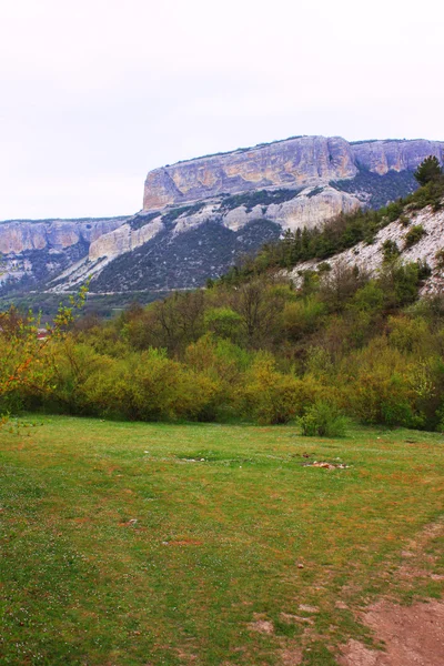 Krim landschap op prachtige bergen — Stockfoto