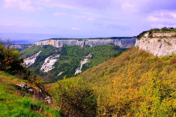 Nature of Crimea with amazing mountains — Stock Photo, Image