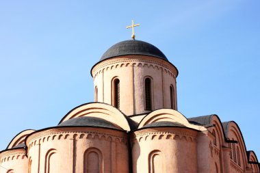 Dini yerler Kiev yeşil kubbeleri