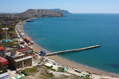 İskele üzerinde yükseklikten görüntüleyin. Sudak. Ukrayna