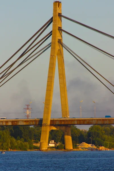 Moskauer Brücke in Kiew eingenommen — Stockfoto