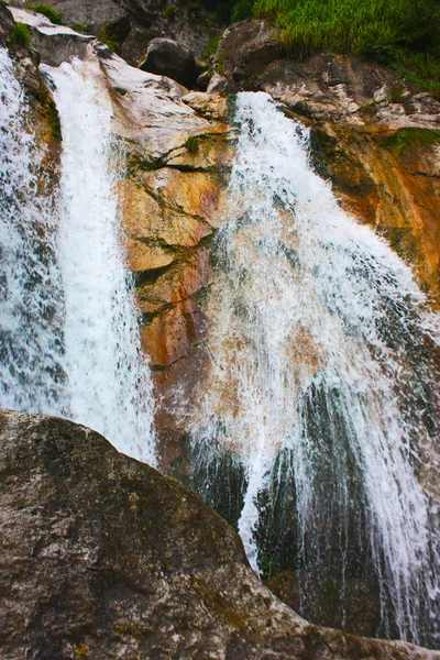 アルプスの素晴らしい滝 — ストック写真