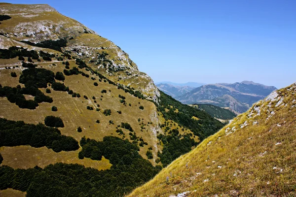 采取在意大利的亚平宁山脉之美 — 图库照片