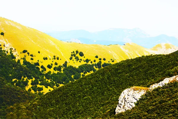Increíble paisaje de Apeninos — Foto de Stock