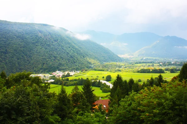 Удивительные альпийские пейзажи, снятые в Словении — стоковое фото