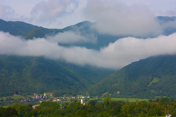 Increíble ladnscape de los Alpes tomada en Eslovenia — Foto de Stock