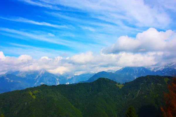Καταπληκτικό ladnscape των Άλπεων που λαμβάνονται στη Σλοβενία — Φωτογραφία Αρχείου