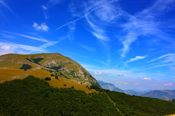 Erstaunliche Landschaft von Apenninen — Stockfoto