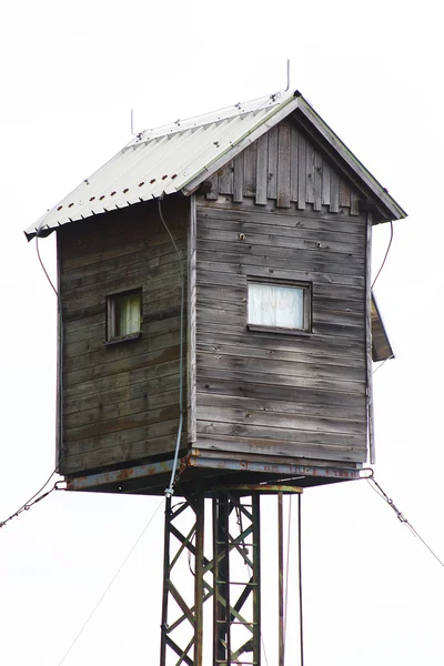 Prachtige houten huisje in de Alpen — Stockfoto