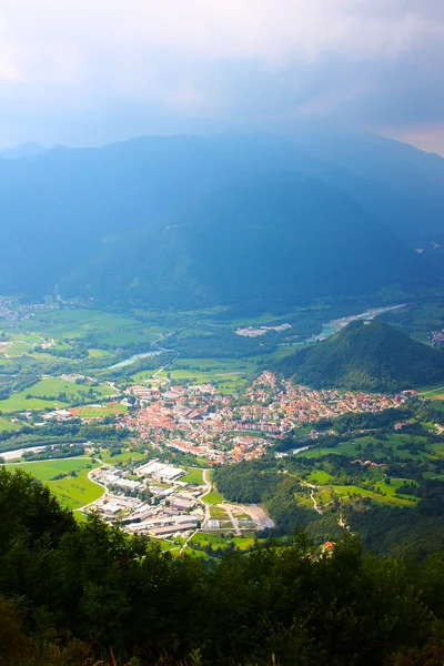 Удивительные альпийские пейзажи, снятые в Словении — стоковое фото