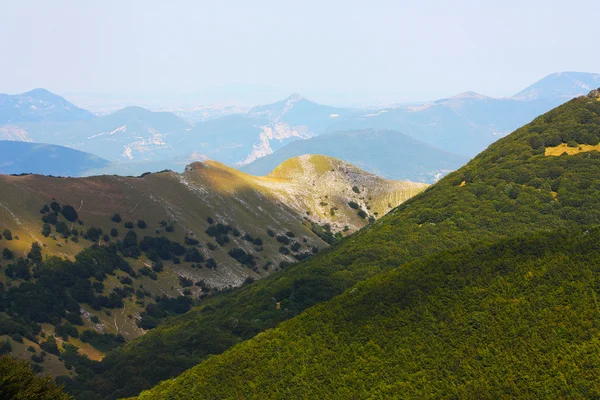 Gyönyörű tájak, az Appenninek hegység — Stock Fotó