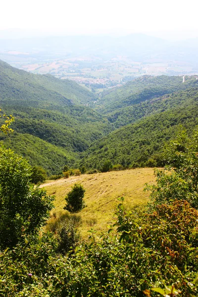 Prachtige landschappen van de bergen genomen in de Apennijnen — Stockfoto