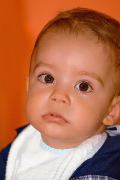 Retrato de primer plano del adorable bebé —  Fotos de Stock