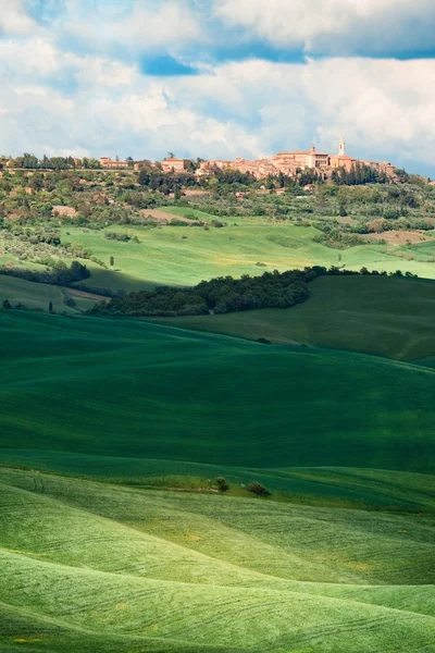 Tuscany landscape - city Pienza — Stock Photo, Image