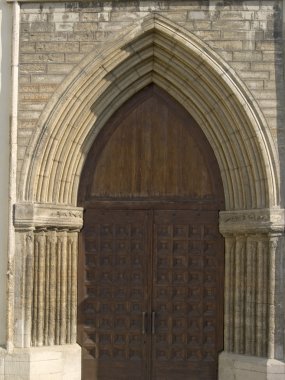 bir ortaçağ Tapınak kapıları