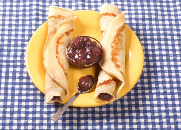 Two pancakes — Stock Photo, Image