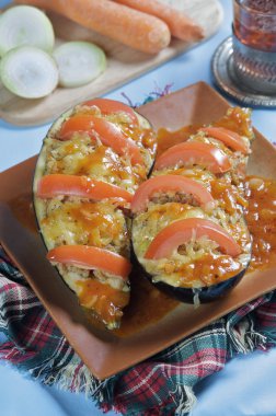 Stuffed eggplant clipart