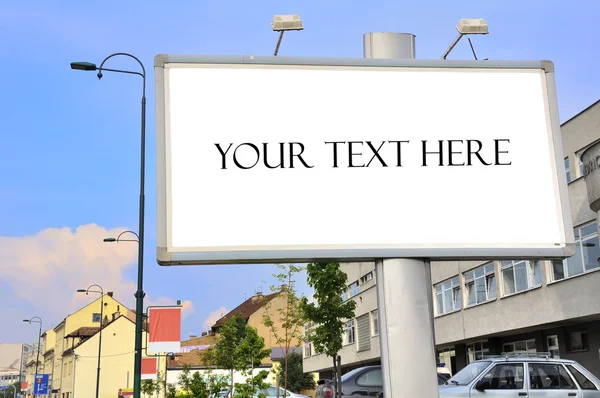 Miasto billboardów i reklam — Zdjęcie stockowe