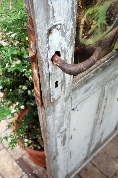 Rysty old conservatory door — Stock Photo, Image