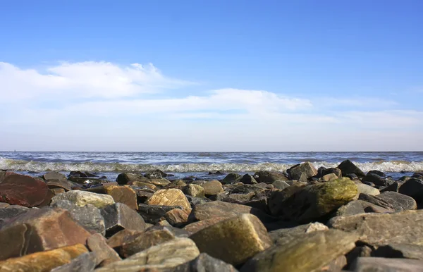 Гравийное побережье Колонии-дель-Сакраменто — стоковое фото
