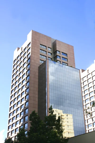 Edificio en el centro de Sao Paulo — Foto de Stock