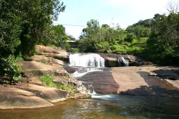 Wasserfall in Brasilien — Stockfoto