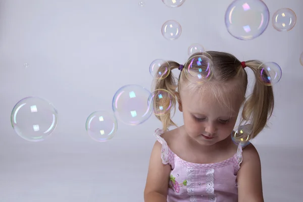 Bubble and kid — Stock Photo, Image