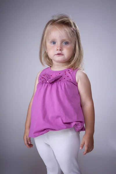 Παιδί σε ροζ χρώμα — Φωτογραφία Αρχείου