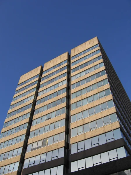 现代办公大楼在利物浦 — 图库照片