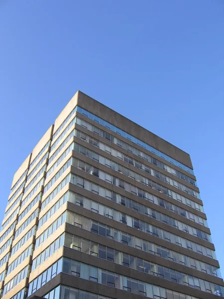 现代办公大楼在利物浦 — 图库照片
