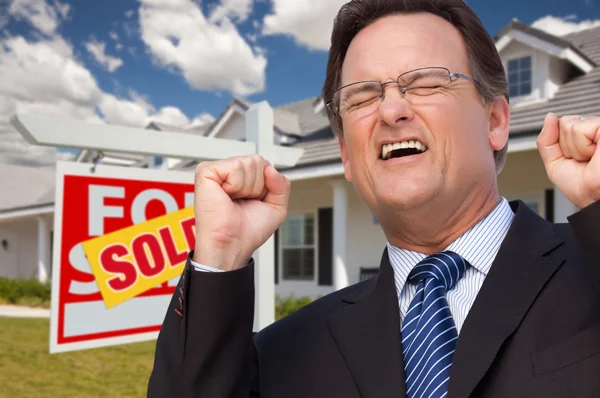 Man in Front of Real Estate and Home — Stock Photo, Image