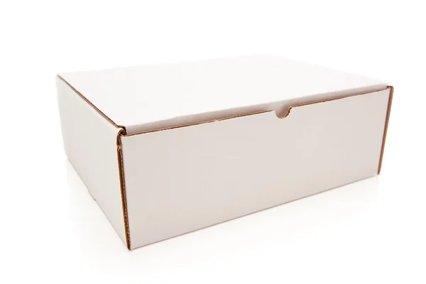 Boş beyaz karton kutu izole — Stok fotoğraf