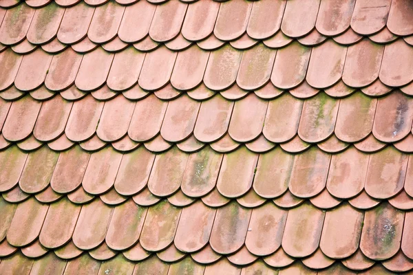 Textura de techo de baldosas rojas viejas —  Fotos de Stock