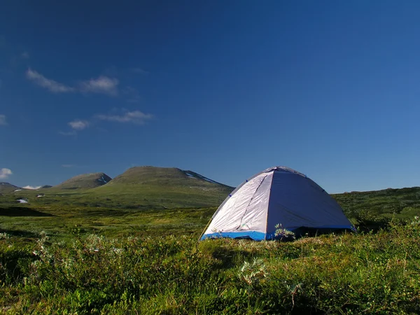 Camping in mountain — Stock Photo, Image