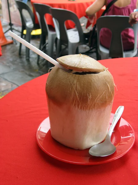 Succo di cocco fresco — Foto Stock