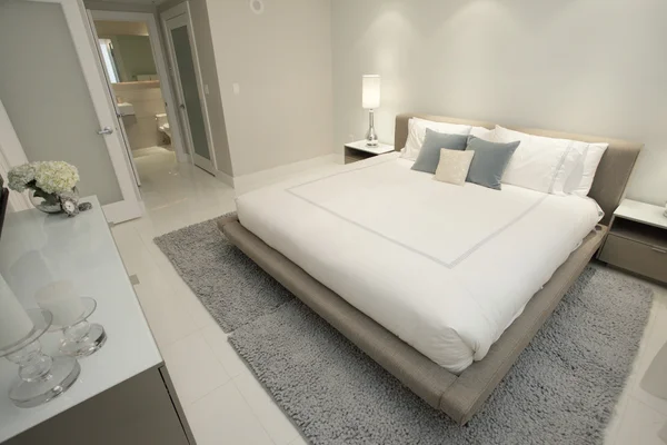 İç modern yatak odası — Stok fotoğraf