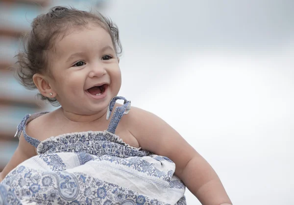 Gülen sevimli bebek — Stok fotoğraf