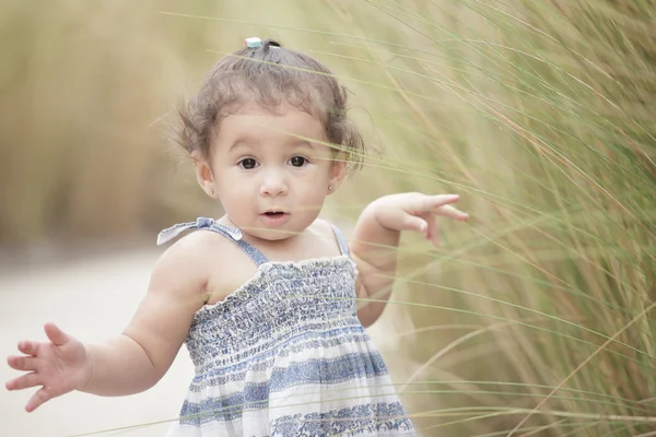 愛らしい小さな幼児 — ストック写真