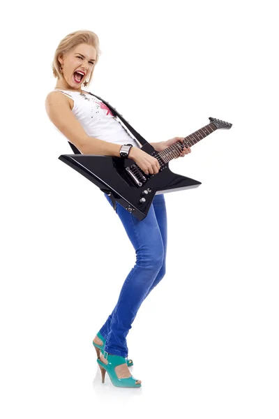 Blondin med en gitarr — Stockfoto